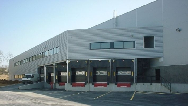 picture of Commercial - industrial and Industrial Buildings 