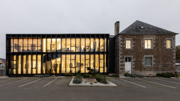 Image de Bâtiment professionnel et Bureau 