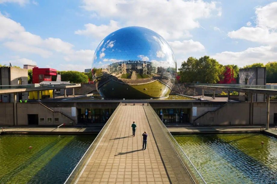 Retour sur la carrière de l'architecte Roland Castro