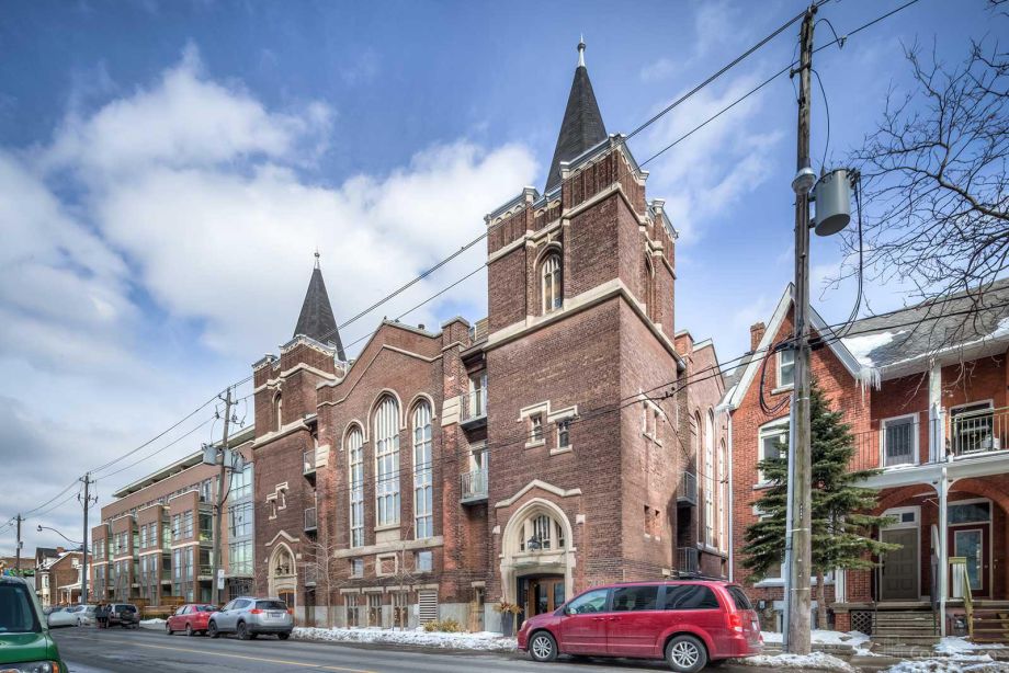 Anciennes églises : les aménagements les plus insolites